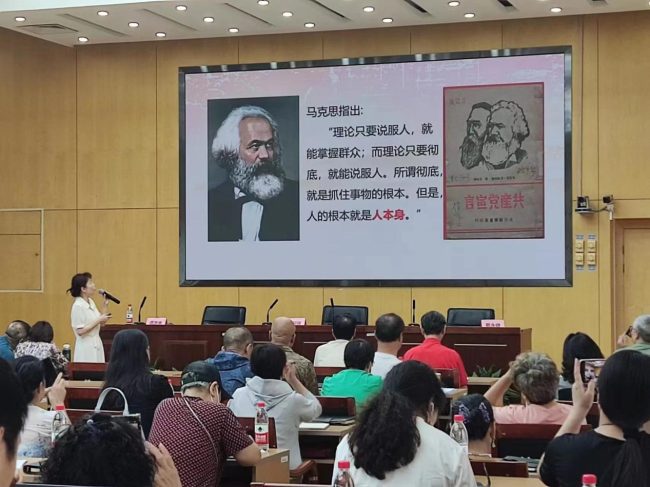 7abc26f7633f7b18d3d61df69b4c8197