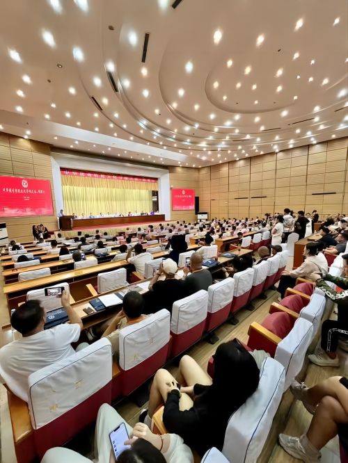 ece8c0f6074d1ee81e8ede9710e1bb96