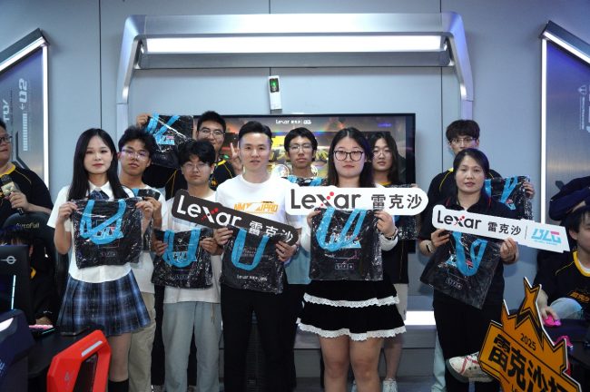 baf86bc170c7e881008fee74e52f687c-1