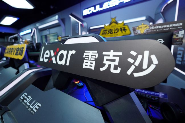 d8856f7f06dfed02f764a2d7a74de5f9-1