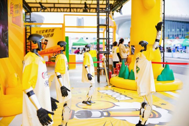 6389650589629341441740251